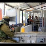 La dramática situación de palestinos en los puestos de control israelíes