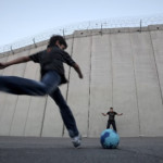 Eurodiputados piden que FIFA no respalde con el fútbol la ocupación israelí Eurodiputados piden que FIFA no respalde con el fútbol la ocupación israelí